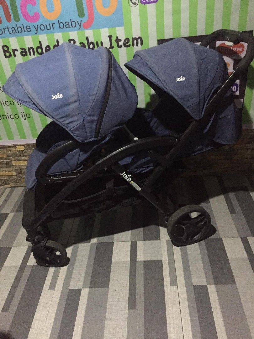 Double stroller (Category: Strollers) located in Caloocan City. Submitted by Unicoijo02 (Listing ID 1243037332, Image 2). Description: double stroller Joie brand location North Caloocan.