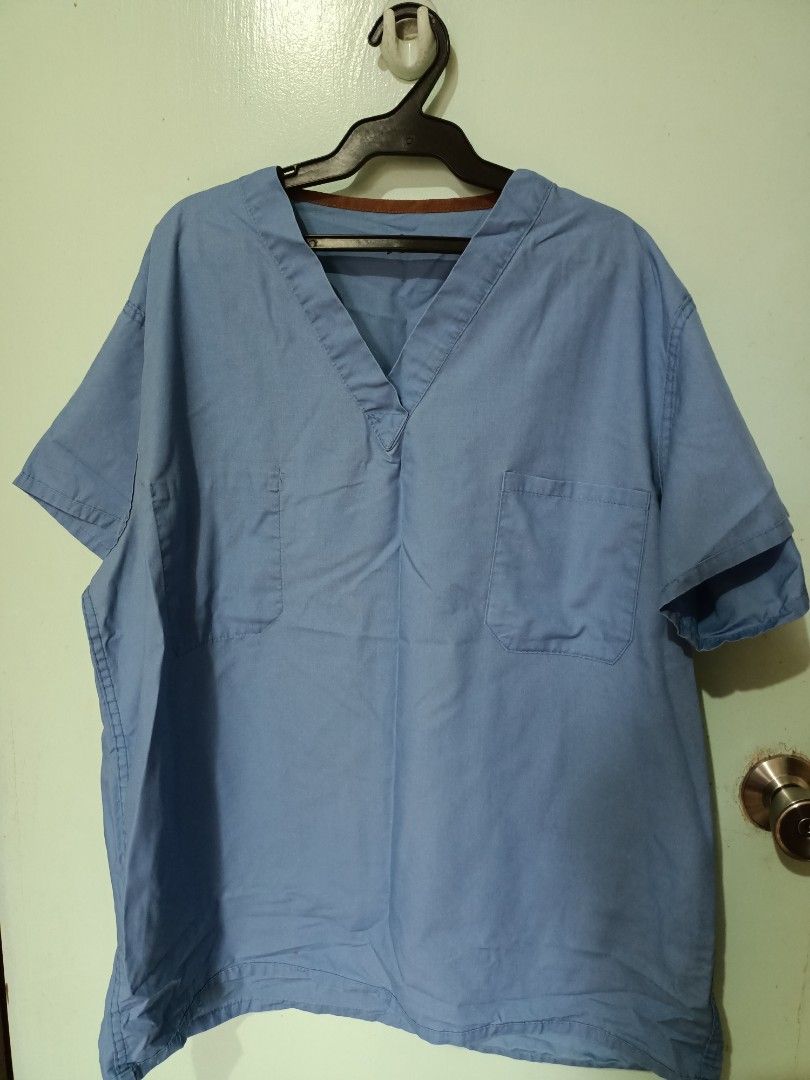 Extra Large Scrub Suit pair (Category: Medical Supplies & Tools) located in Baguio. Submitted by myizztuff (Listing ID 1242985272, Image 1). Description: well used scrub suits basta malaki po, American size dimensions: shoulder to shoulder: 19inches length:27inches pants: 20inches pero draw string naman height:43 inches.