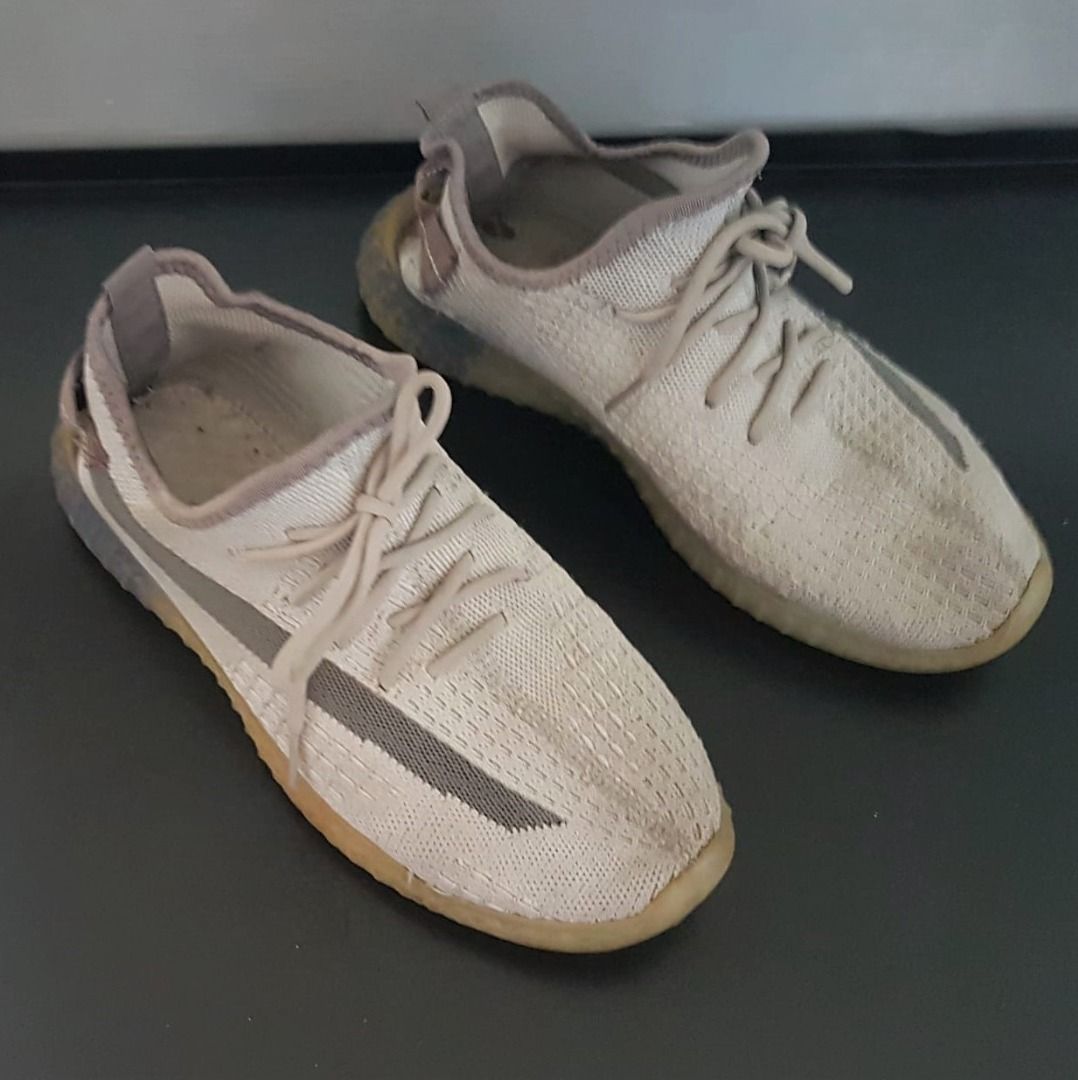 Funky Sneakers, Yeezy Boost 350 V2, US 10, UK 9, Euro 43, Kanye West  Designer Fashion,
