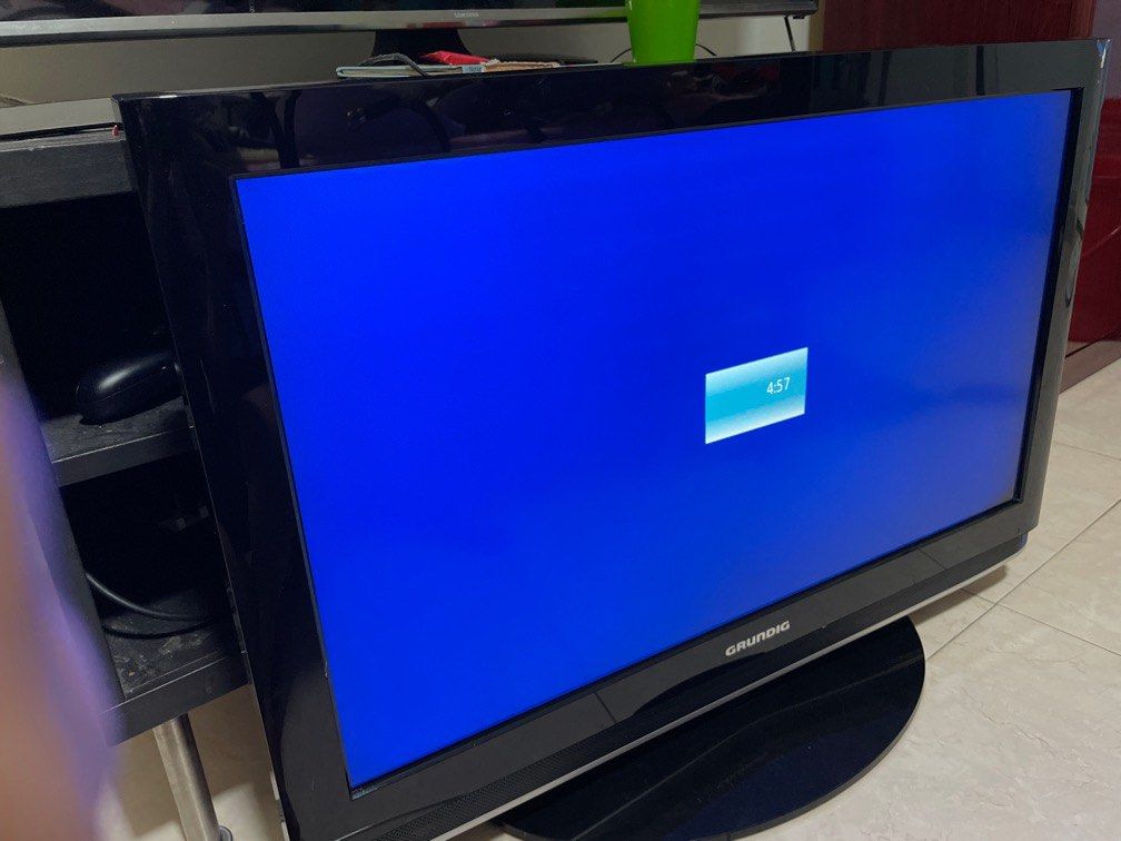 GRUNDIG TV, TV & Home Appliances, TV & Entertainment, TV on Carousell