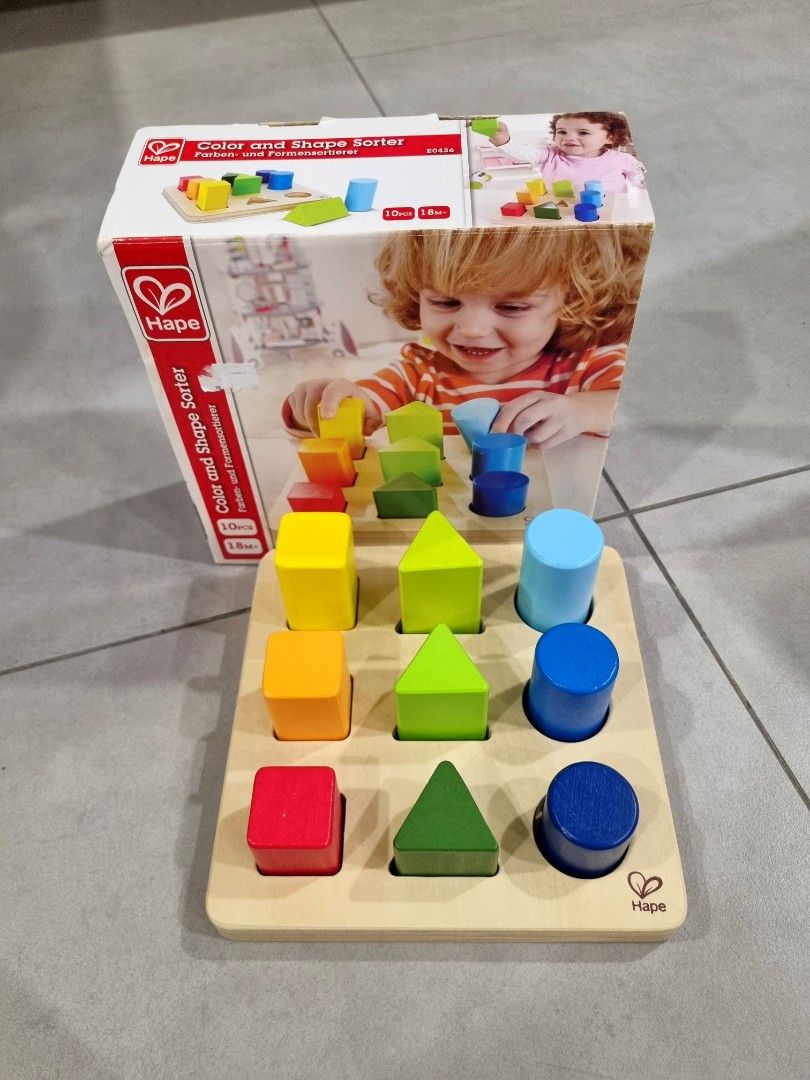 Hape colour online and shape sorter