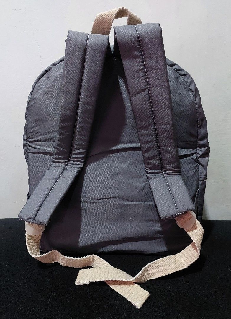 Heartstrings gray backpack new (Category: Backpacks) located in Antipolo. Submitted by destash4funds (Listing ID 1243044797, Image 2). Description: Heartstrings gray backpack condition: new size: height - 14in width - 11.5in thickness - 5.5in features: zippered front pocket, zippered inside pocket.