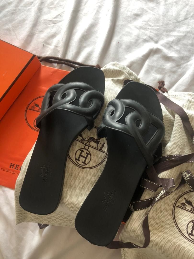 Hermes deals aloha sandals