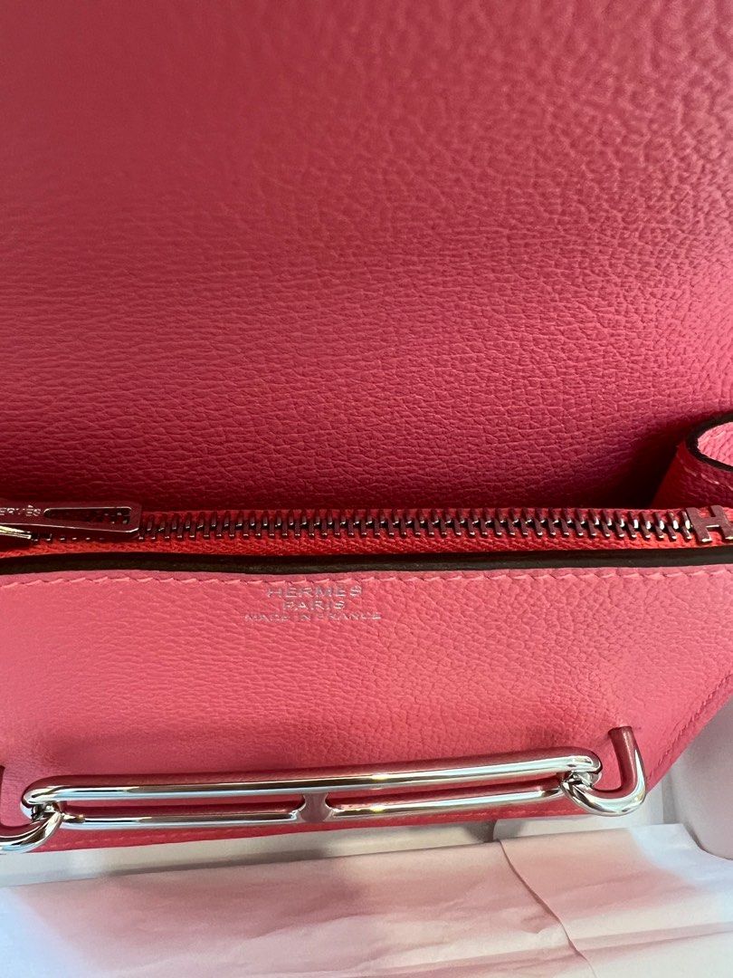 Hermes: Roulis Slim Compact Wallet on Carousell