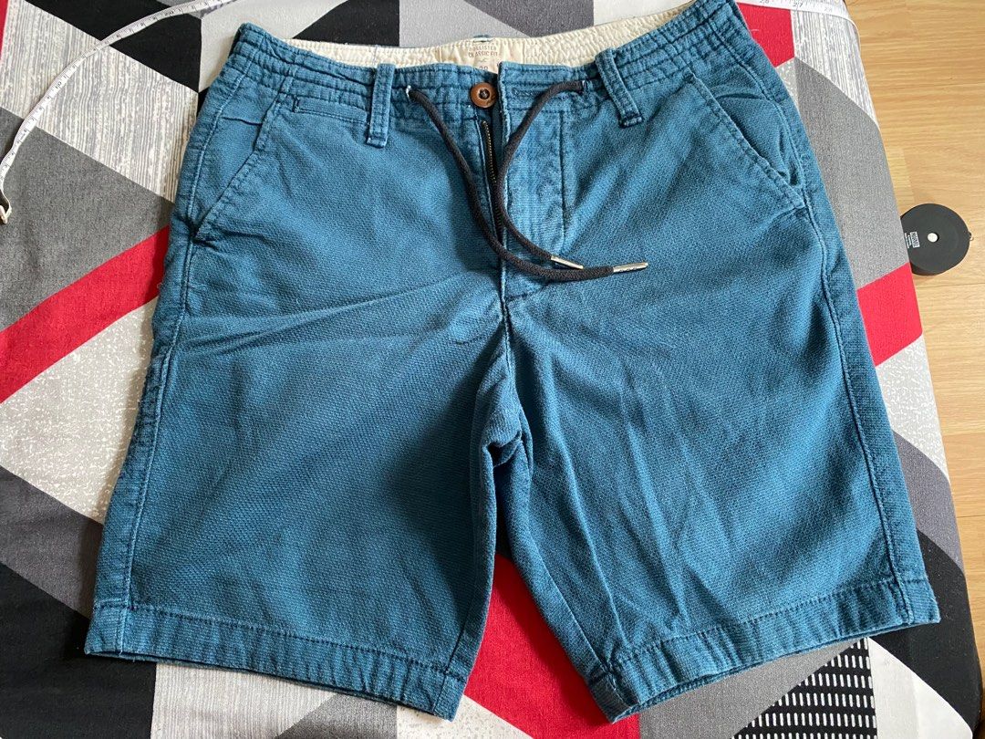 Hollister Classic Fit Shorts Mens Boys Women s Fashion Bottoms Shorts on Carousell