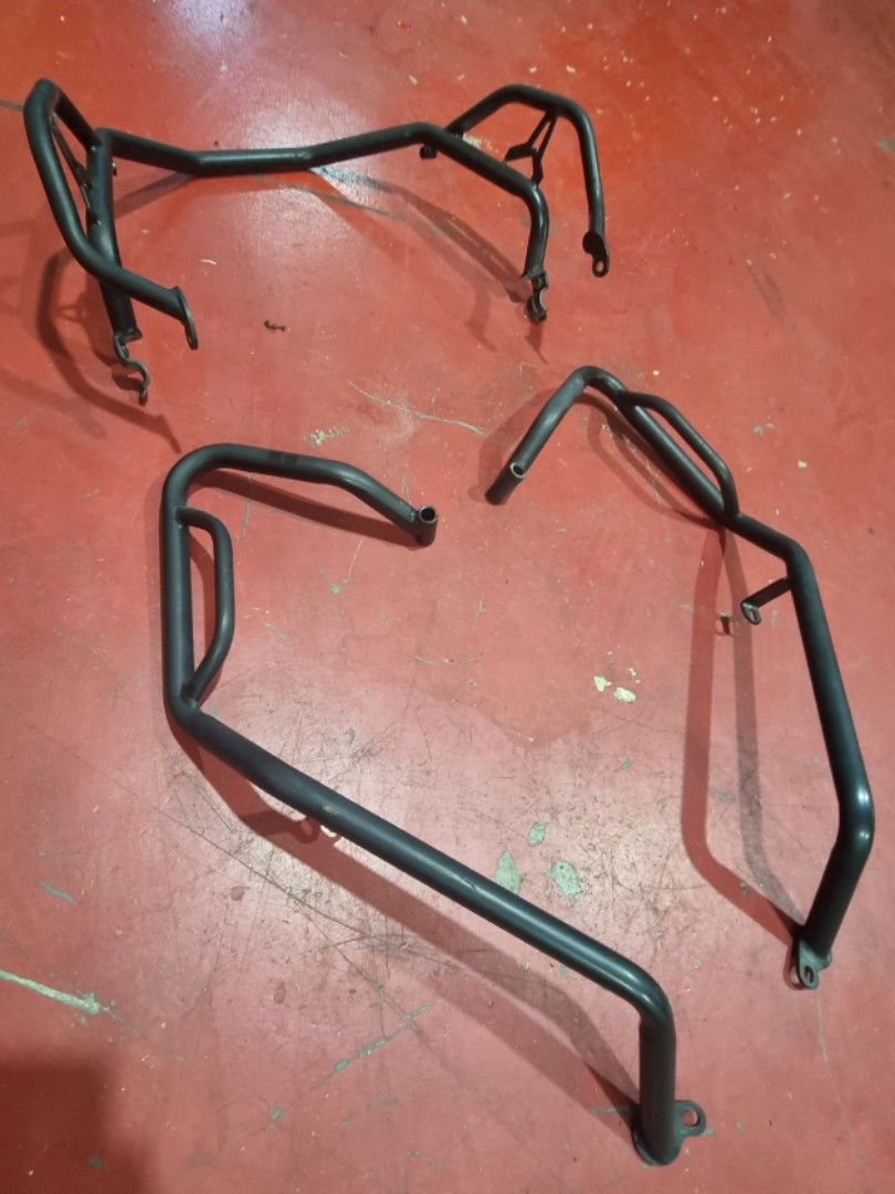 Honda Xadv 750 Crash Bar, Motorcycles, Motorcycle Accessories on Carousell