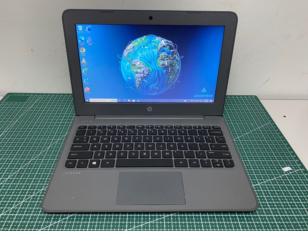 Laptop Murah HP Stream Pro 11 G4 Celeron N3350 4GB RAM 64GB SSD 11.6