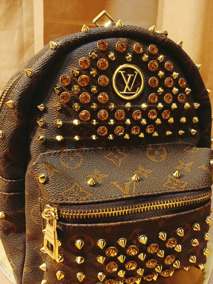 Japan Preloved Lv BackPack Limited Edition (Category: Luxury Bags & Wallets) located in Cebu City. Submitted by day.98 (Listing ID 1243040110, Image 3). Description: selected from japan surplus genuine leather complete stands small size no flaws.