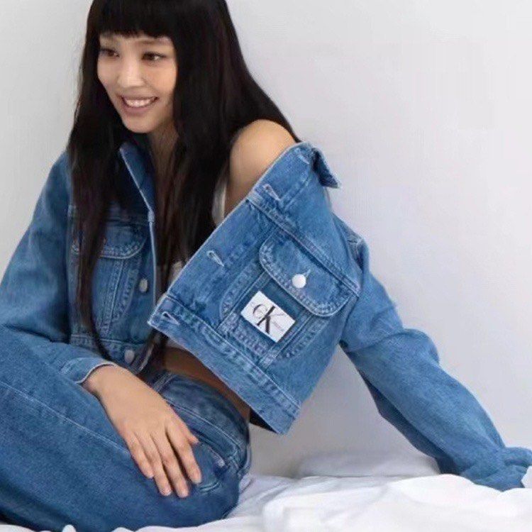 JENNIE for Calvin Klein 🏷 #CalvinKlein Bra & Jacket & Jeans