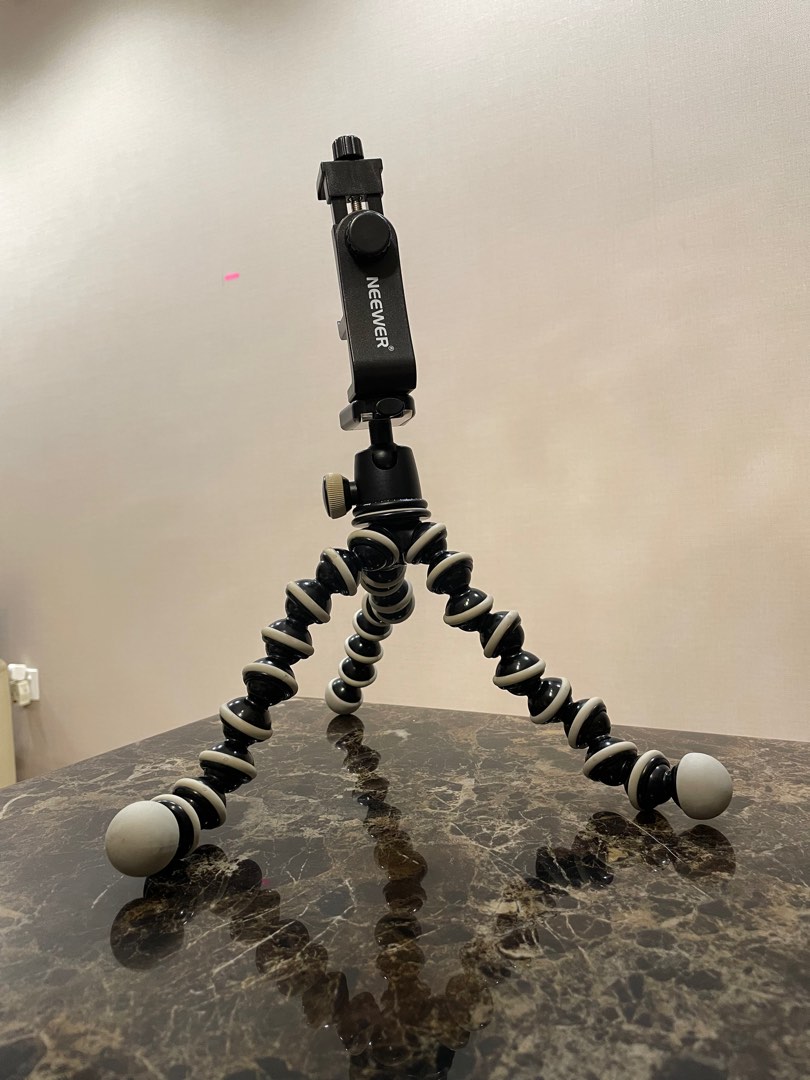 Joby Gorillapod 3K (20) + Neewer Smartphone Tripod Mount (10) (25