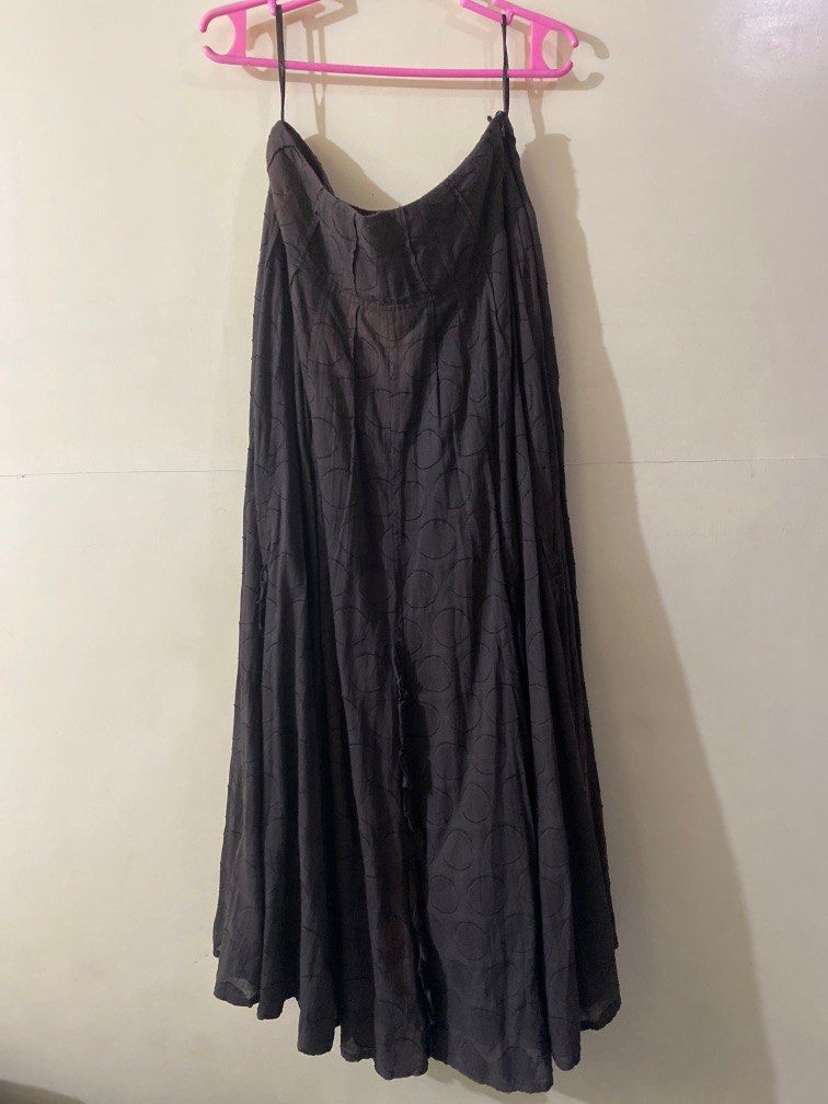 John Rocha Maxi Skirt (Category: Skirts) located in Manila. Submitted by sale_declutteringpcs (Listing ID 1242933078, Image 1). Description: Retail at P2999 .