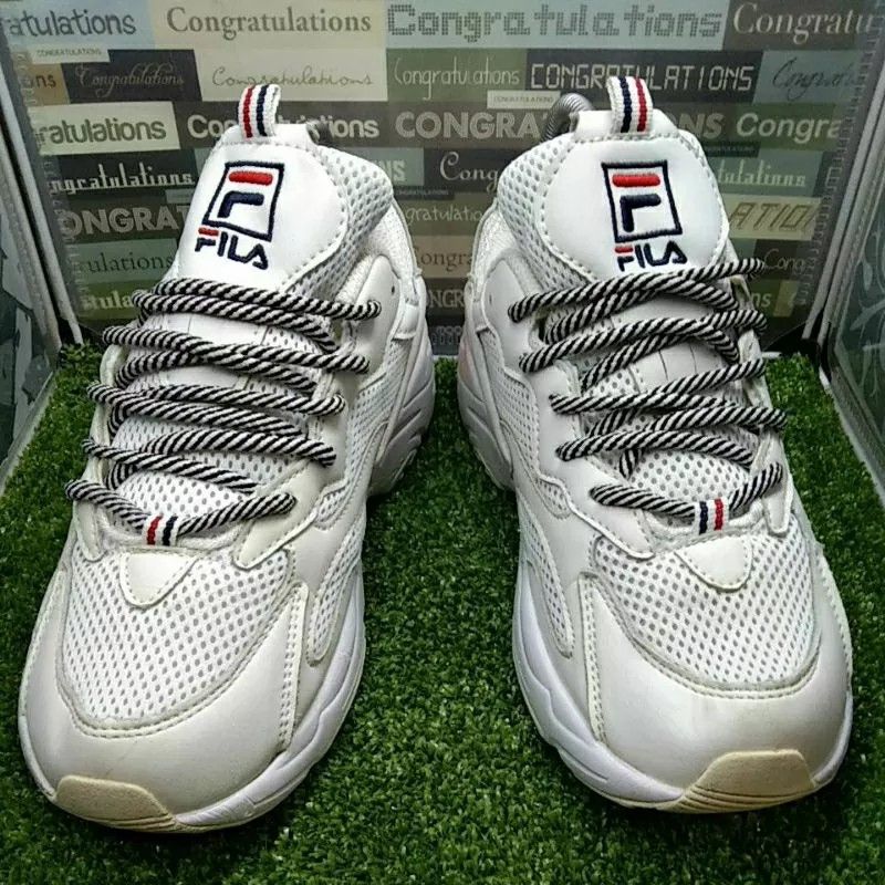 C fila deals ray tracer