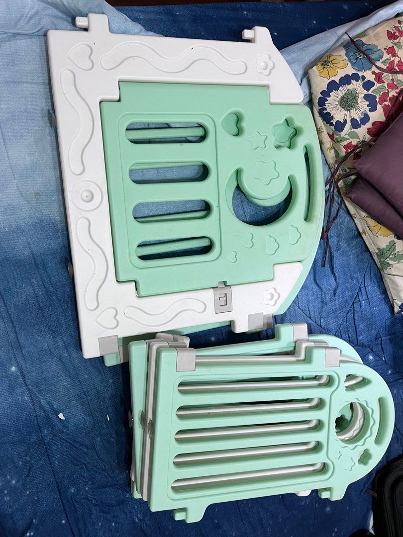 Kids partition 6 regular block + 2 door size block, Babies & Kids, Baby ...