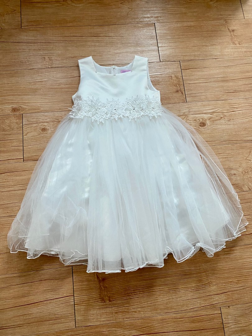 White graduation on sale dresses for kindergarten