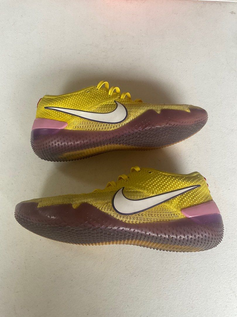 Kobe yellow top strike