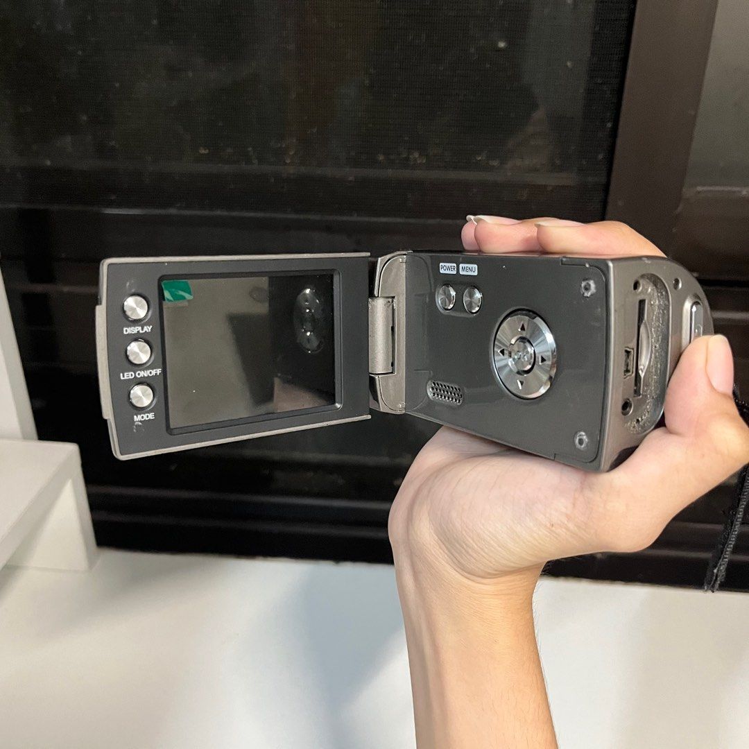 Kogan Digital Video Camera Camcorder (READ DESCRIPTION) on Carousell