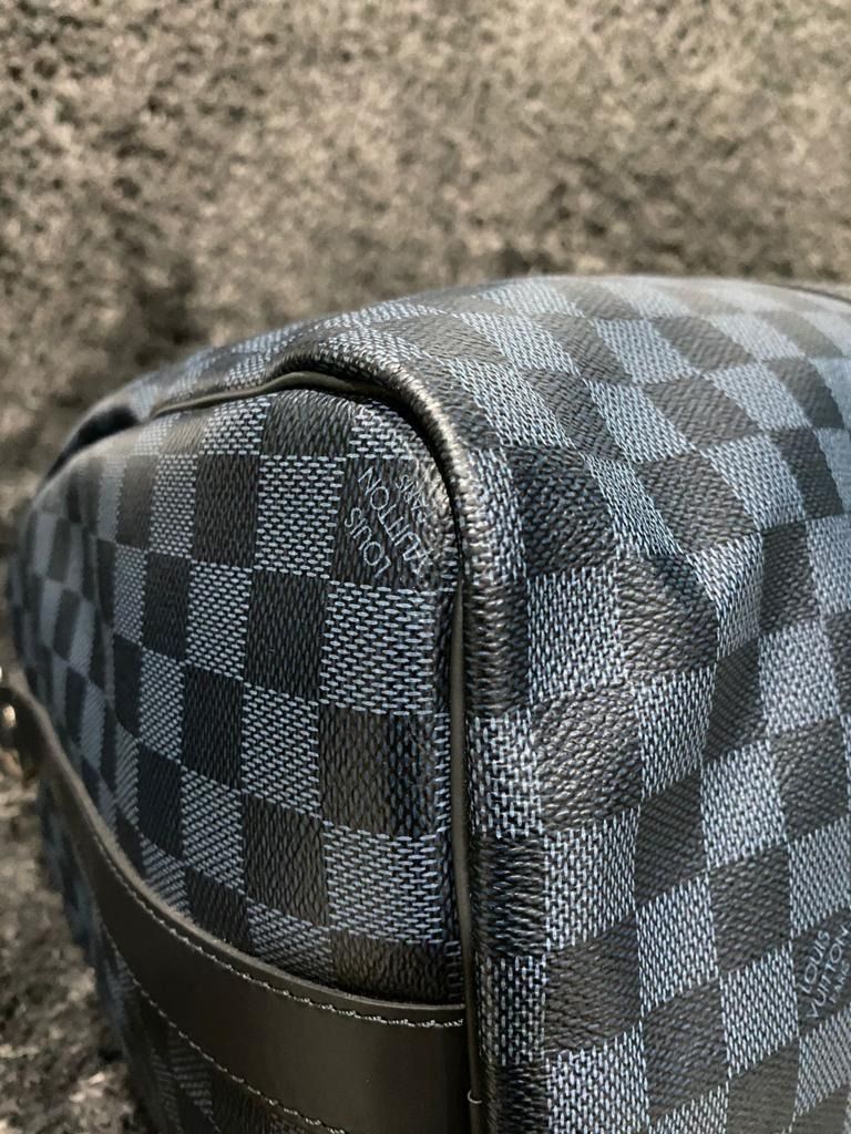 Louis Vuitton Keepall 45 Damier Cobalt Review (What's In My Bag) 