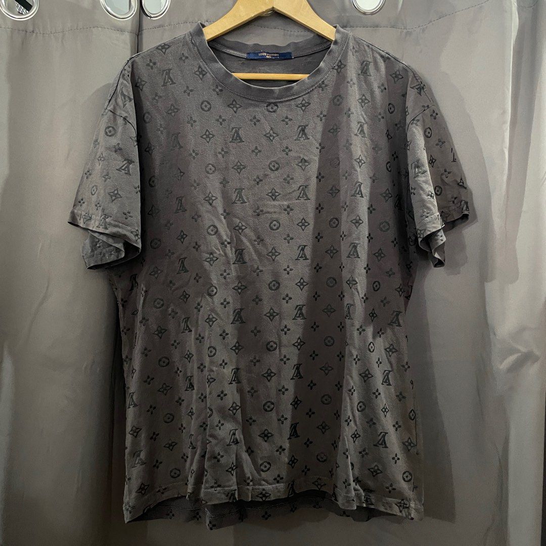 Louis Vuitton Polo Long Sleeves, Men's Fashion, Tops & Sets, Tshirts & Polo  Shirts on Carousell