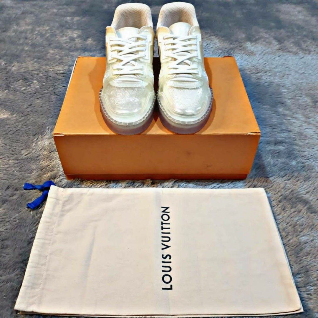 Sepatu LV Louis Vuitton Trainer Transparent, Fesyen Pria, Sepatu , Sneakers  di Carousell