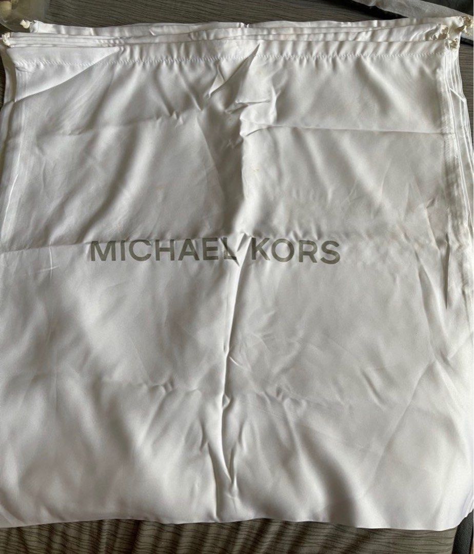 Michael Kors Drawstring Dust Bag 21 x 21 WhiteCream Brown  Michael kors  Fashion Kor