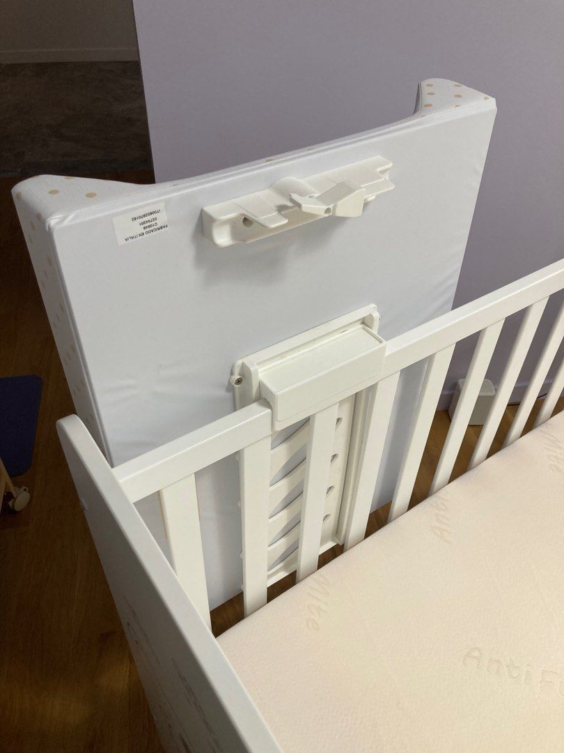 Micuna Baby Cot + Micuna Diaper Changing Board, Babies & Kids, Baby