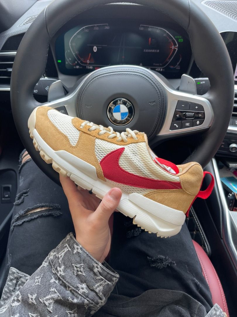 Nike internationalist mars clearance yard