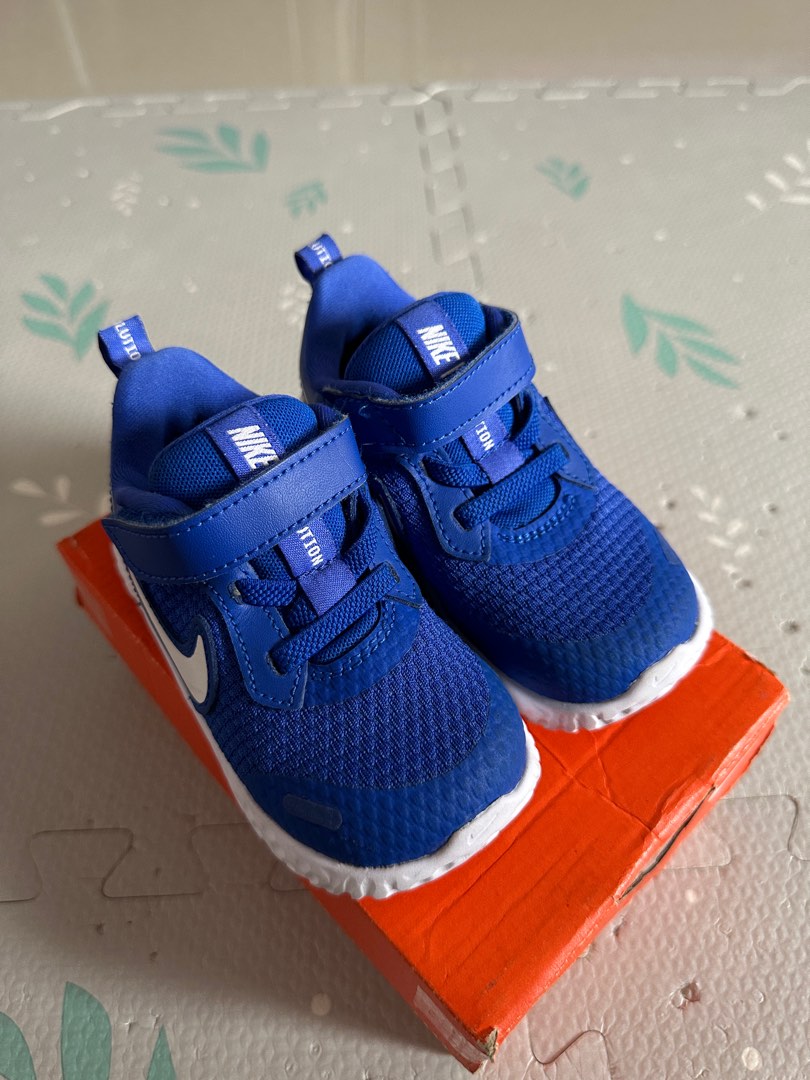 childrens nike shoes on sale