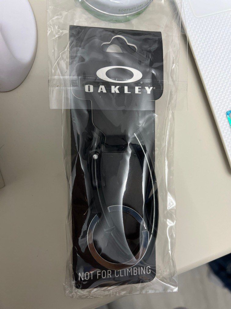 Oakley keychains discount