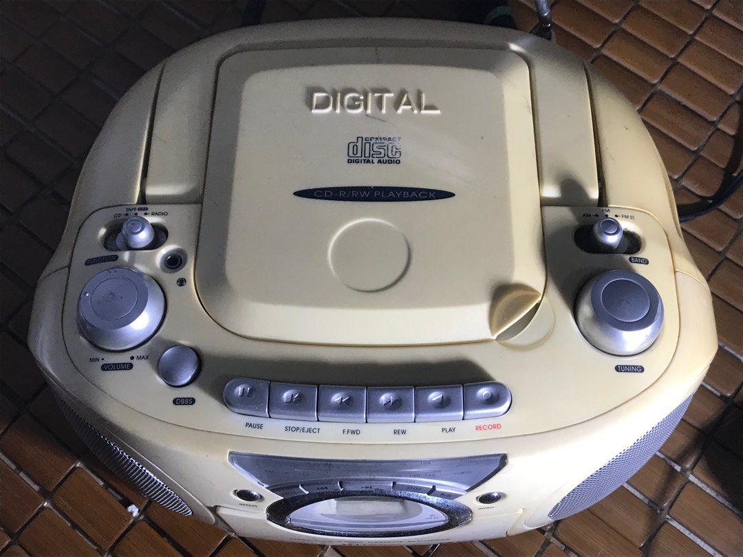 Old Skul AM/FM Cassette/CD Player, TV & Home Appliances, Other Home ...