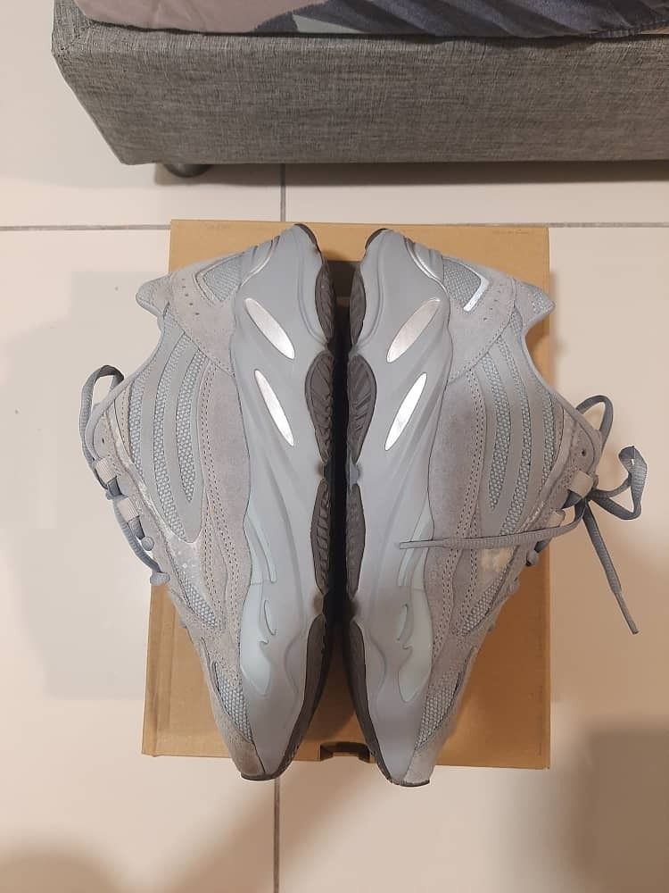 ORIGINAL Adidas Kanye West Yeezy Boost 700 V2 Reflective Hospital