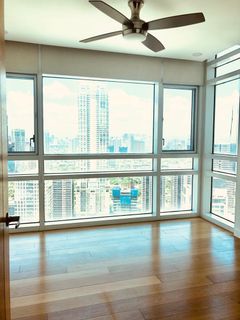 Park Terraces Point Tower Garden Tower Makati Ayala Center 3Bedroom