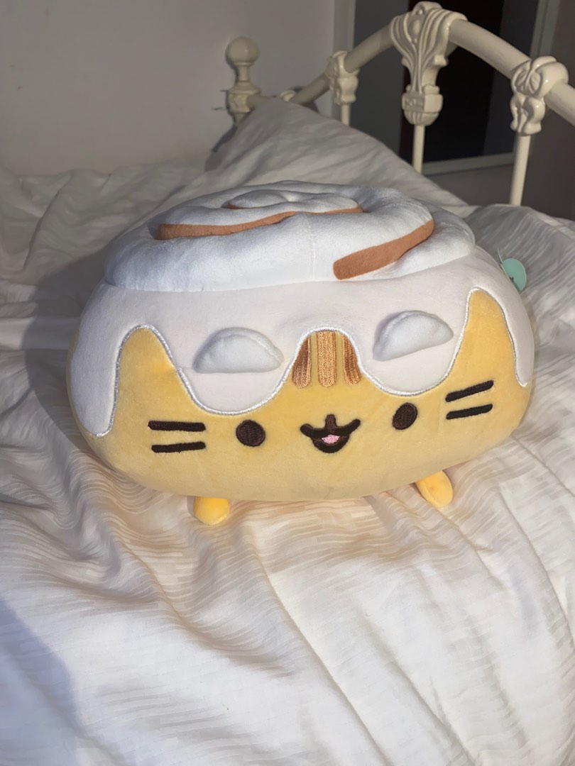 Pusheen Cinnamon Bun, Hobbies & Toys, Toys & Games on Carousell