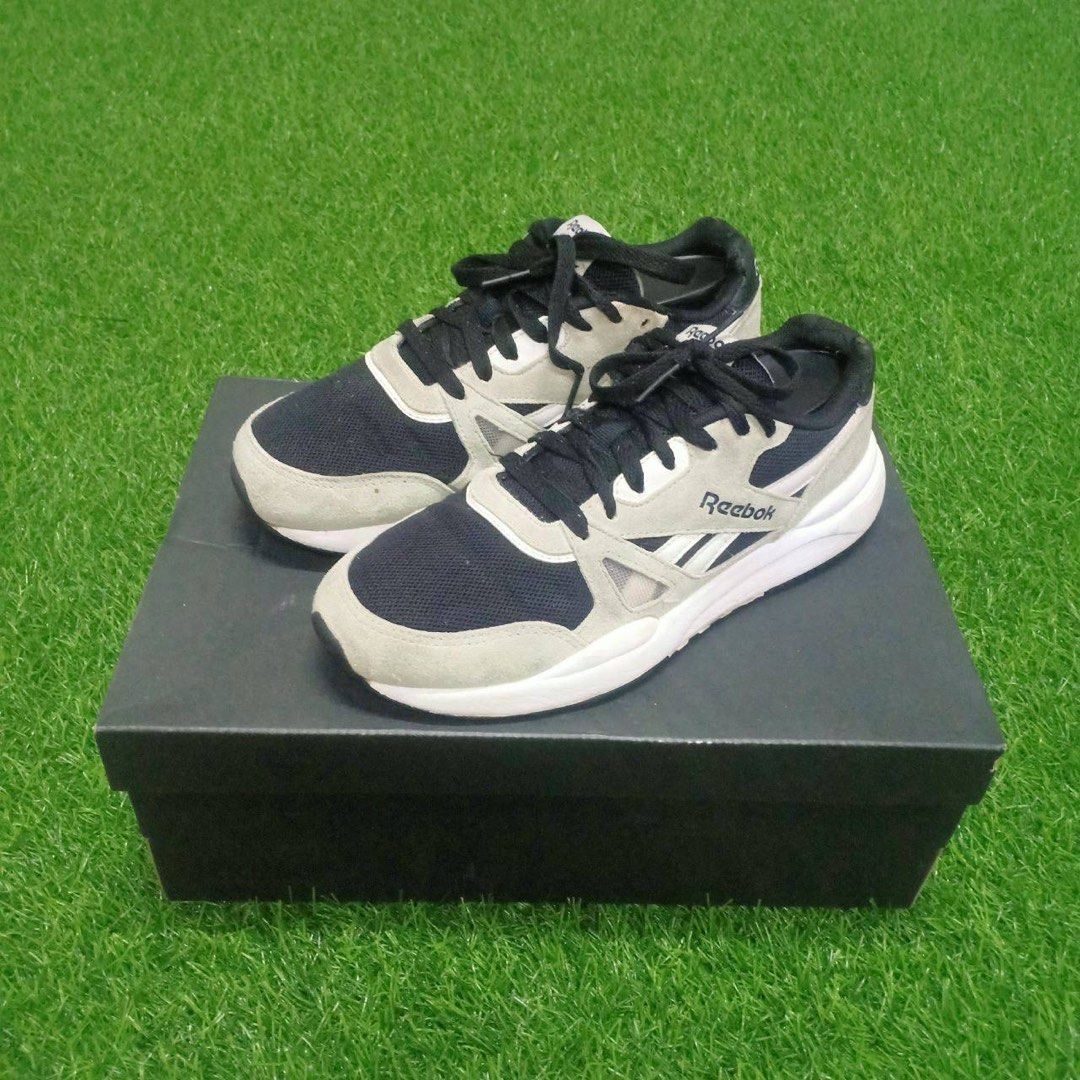 Reebok royal cheap flag price