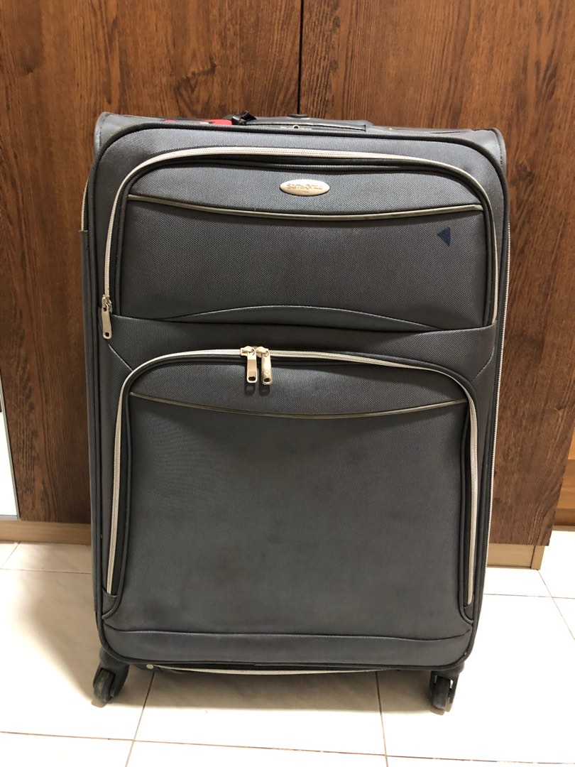 Samsonite luggage, Hobbies & Toys, Travel, Luggage on Carousell