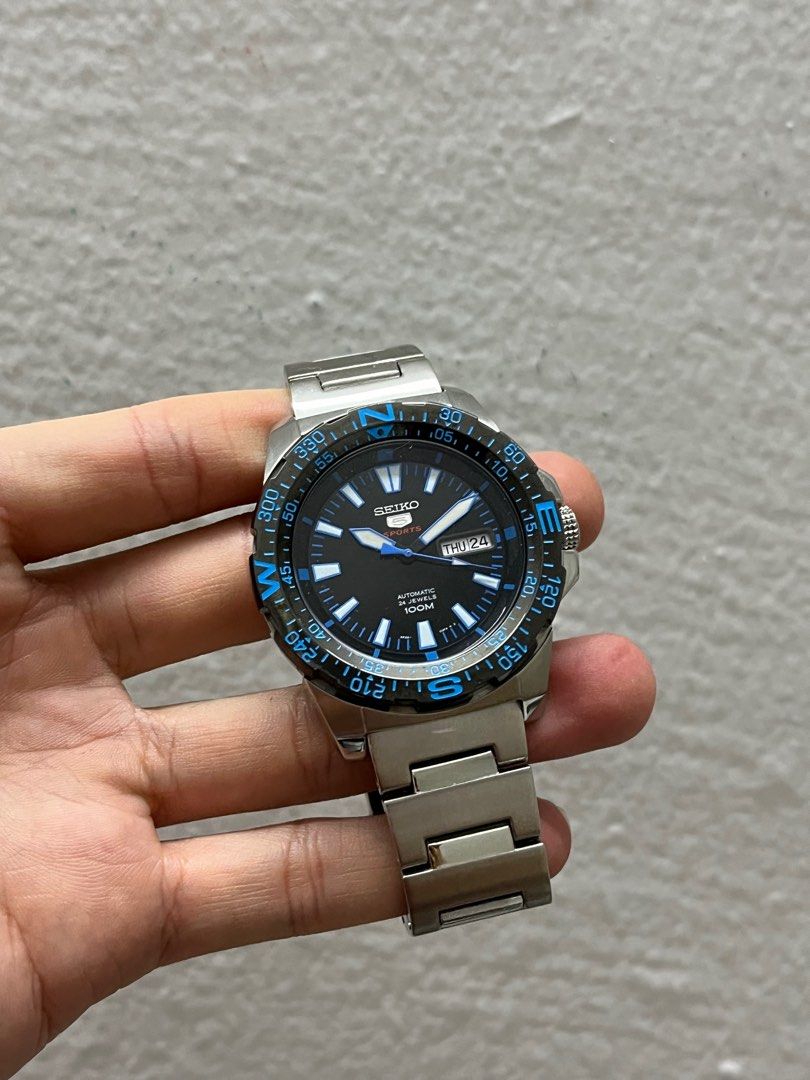 Automatic watch deals with compass