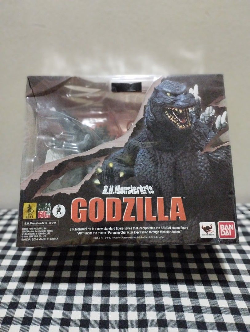 SH MONSTER ARTS REBIRTH GODZILLA 1995, Hobbies & Toys, Toys 