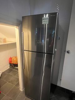 (Category: ) located in . Submitted by naamanlim (Listing ID 1242966896, Image 1). Description: .