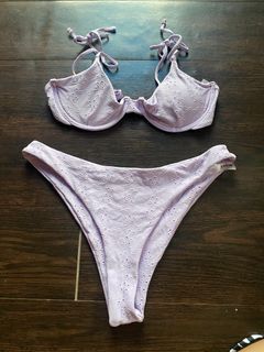 (Category: ) located in . Submitted by weekendwardrobe (Listing ID 1242922340, Image 1). Description: .