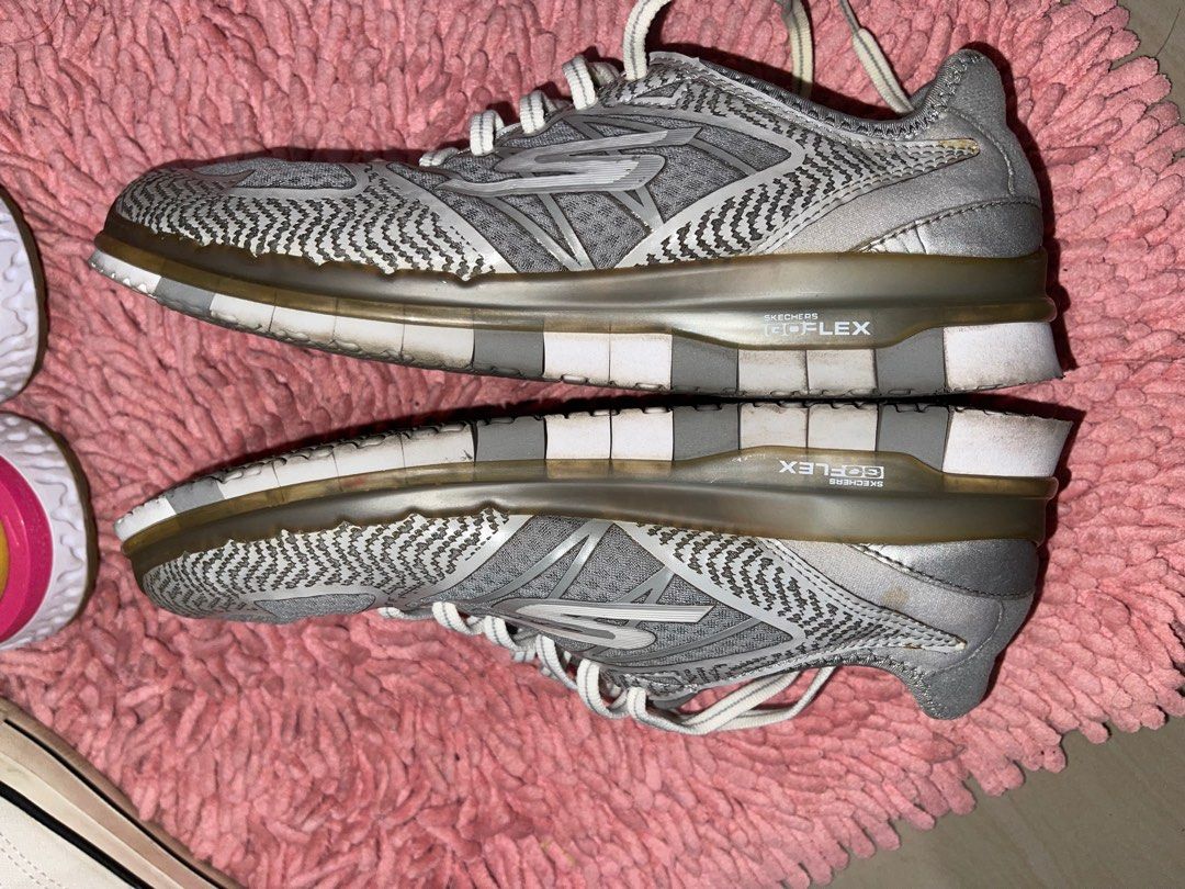 Skechers GoFlex Momentum Women s Fashion Footwear Sneakers on Carousell