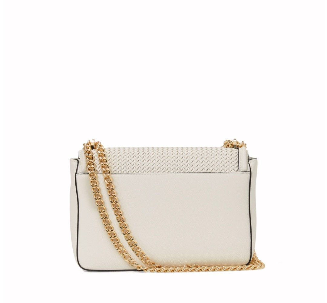 Victoria medium best sale shoulder bag