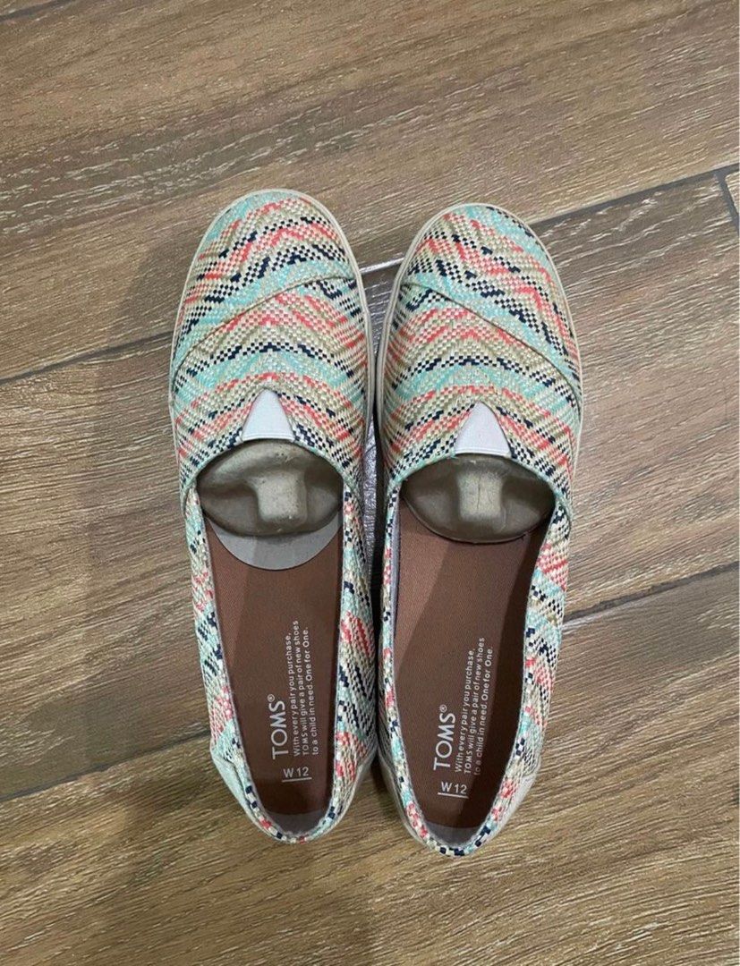 TOM S Women s Avalon Slip on Shoes Natural Multi Woven 5.5 Women s Fashion Footwear Loafers on Carousell