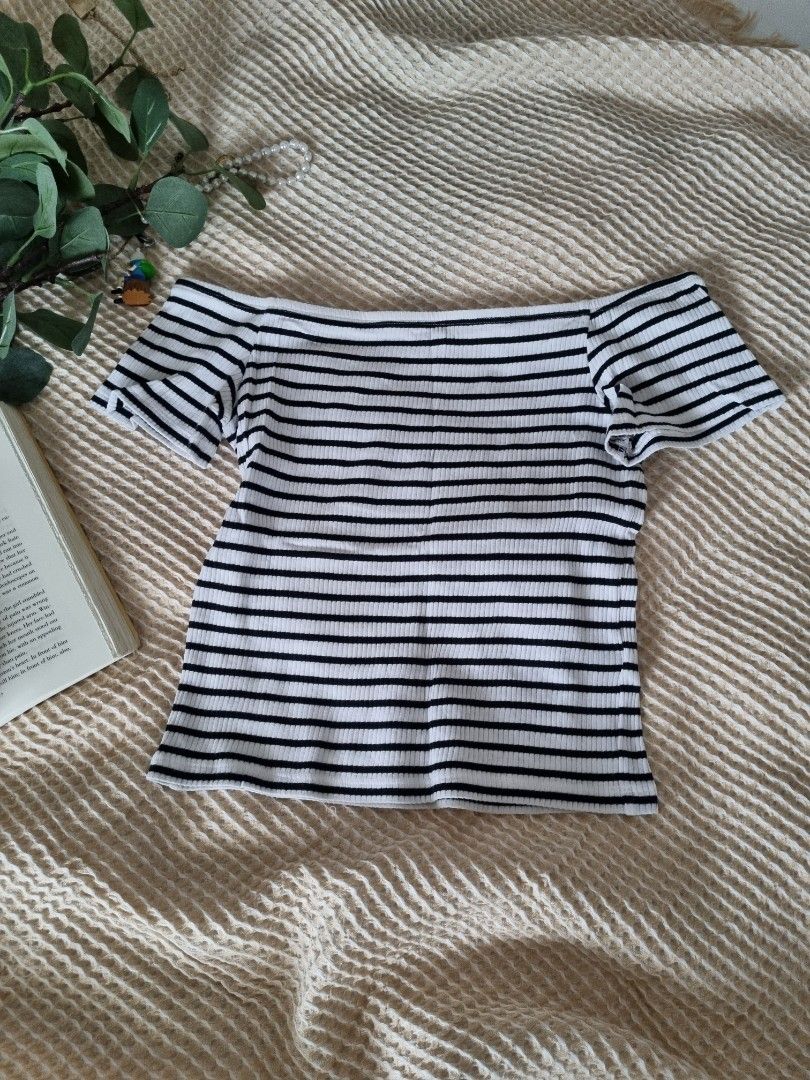 LAST PRICE DROP TOPS FOR SALE Zara H M Cotton On Women s