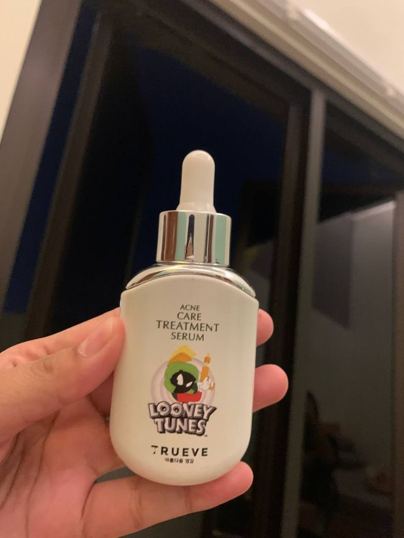 TRUEVE ACNE CARE TREATMENT SERUM X LOONEY TUNES on Carousell