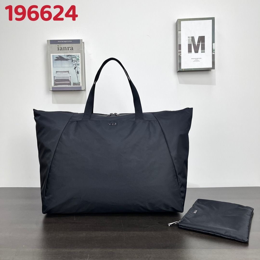 Tumi foldable tote online