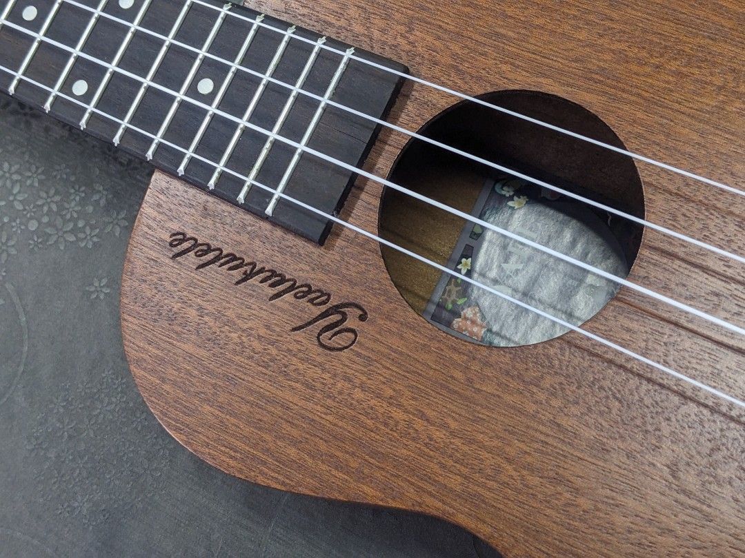 Ukulele YAEL 21', Hobbies & Toys, Music & Media, Musical Instruments on