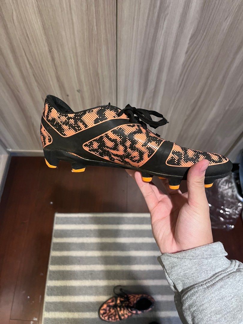 Football cleats deals size 6
