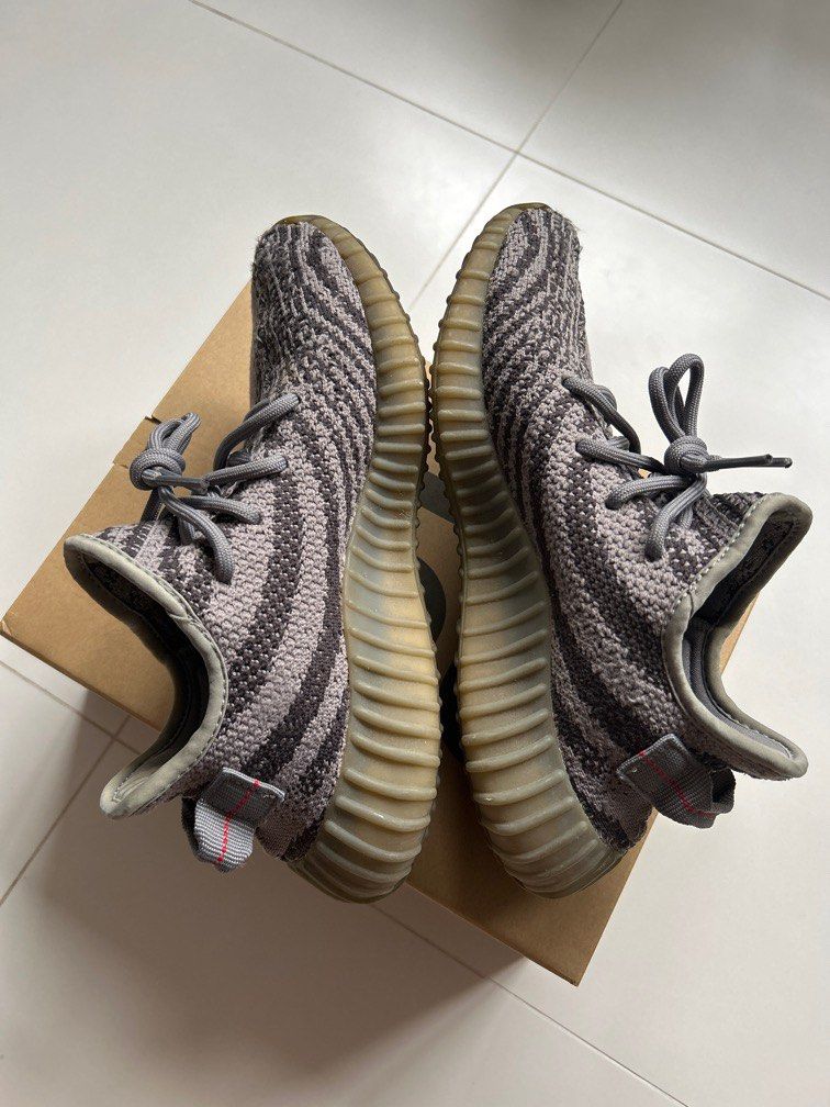 US6 Yeezy boots 350 V2