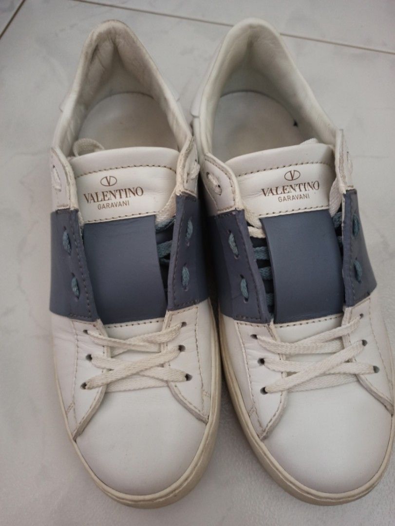 Valentino discount shoe laces
