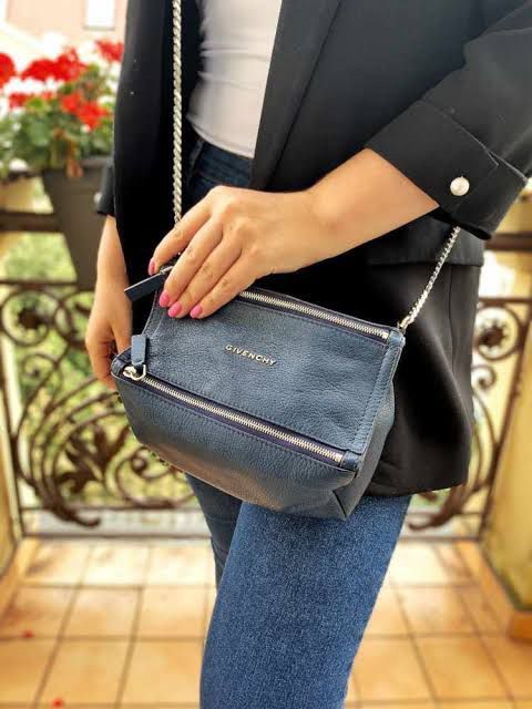 Givenchy pandora mini chain deals