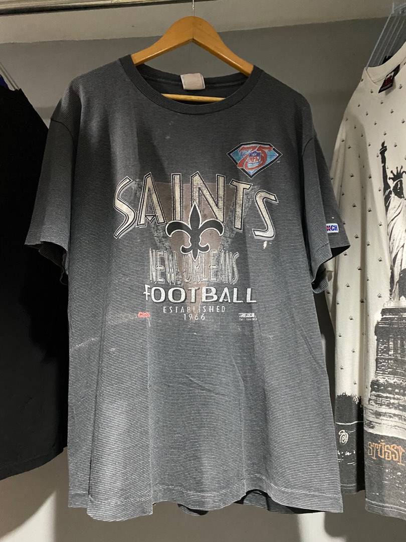 Vintage 90s NFL New Orleans Saints Tshirt, Men's Fashion, Tops & Sets,  Tshirts & Polo Shirts on Carousell